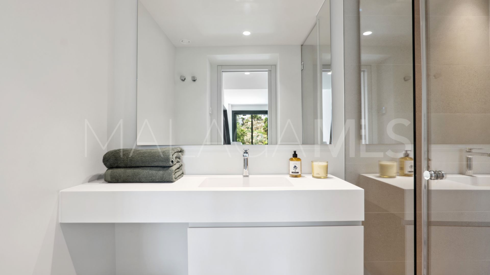 Villa for sale in Los Naranjos Hill Club