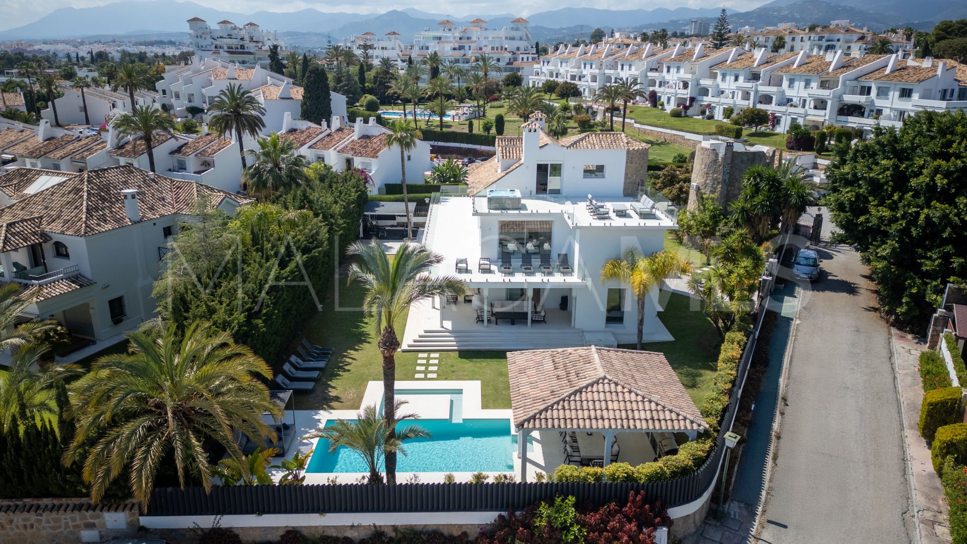 Villa for sale in La Pera