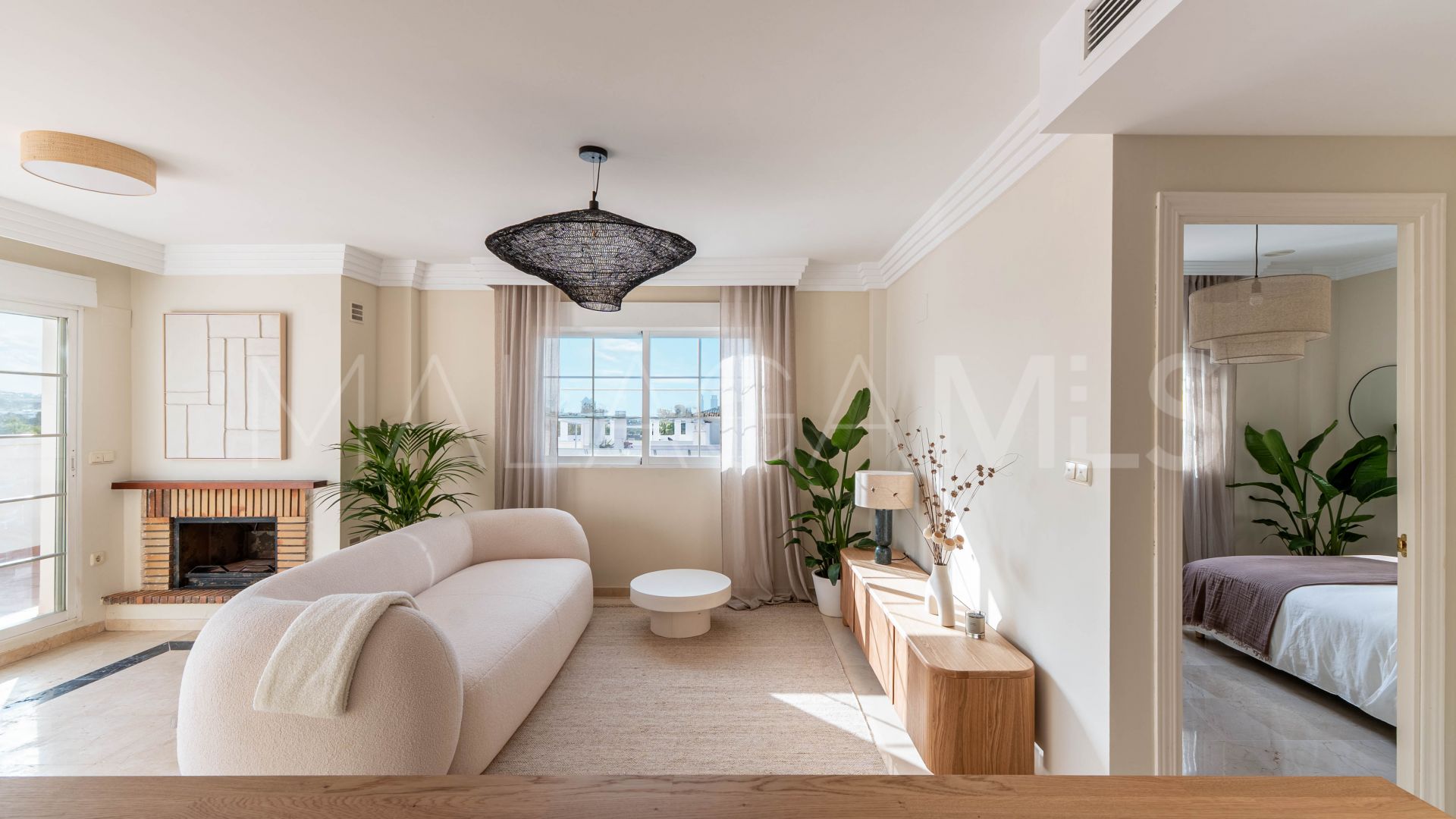 Se vende atico duplex in Las Lomas de Rio Real