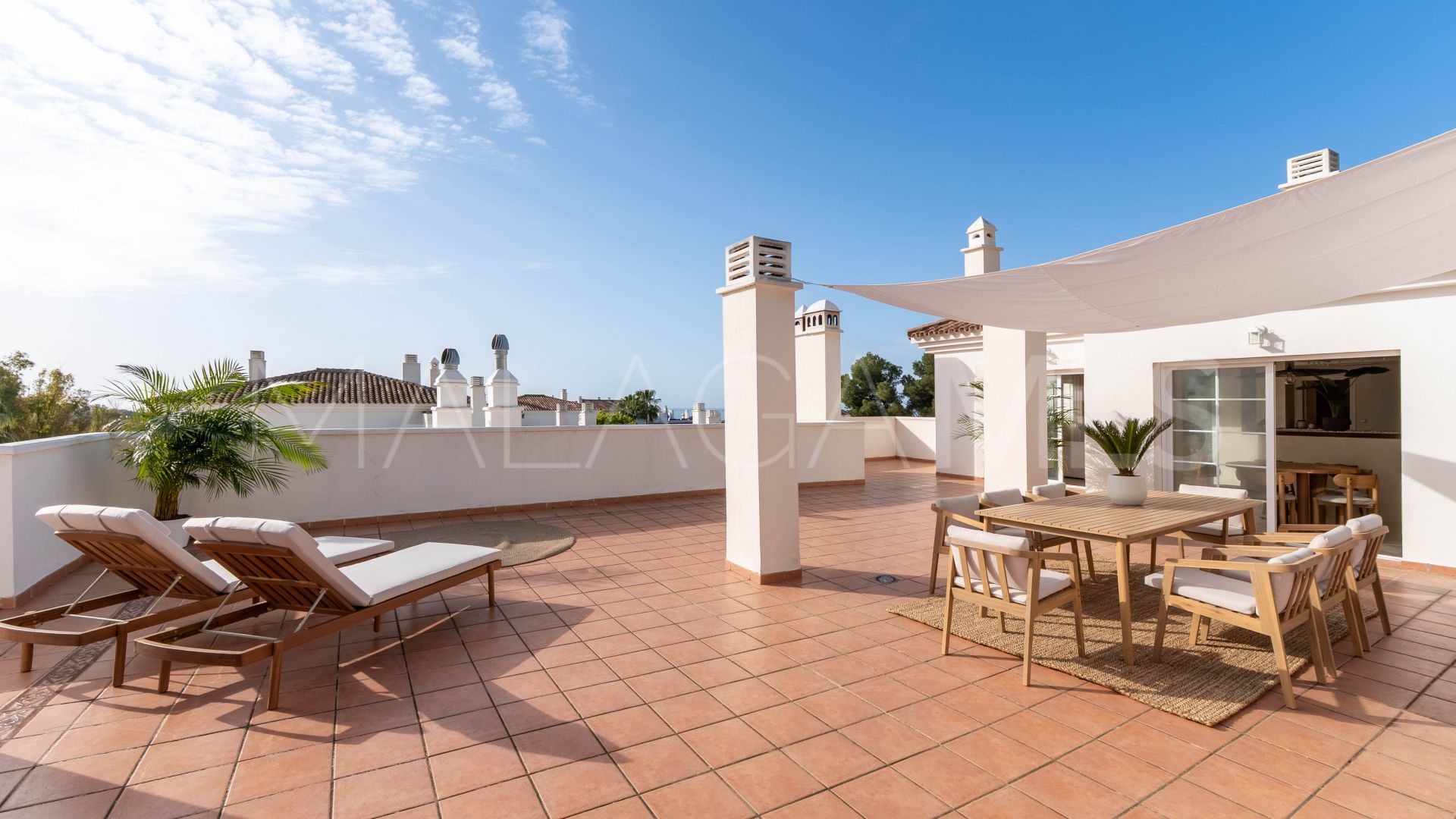 Se vende atico duplex in Las Lomas de Rio Real