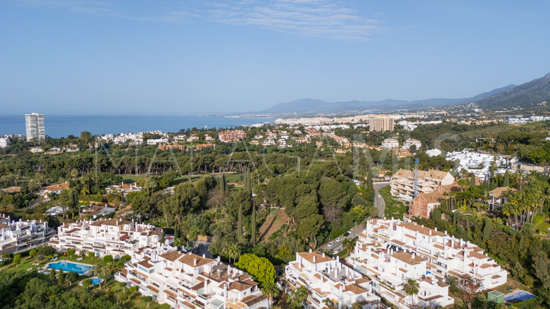 Se vende atico duplex in Las Lomas de Rio Real