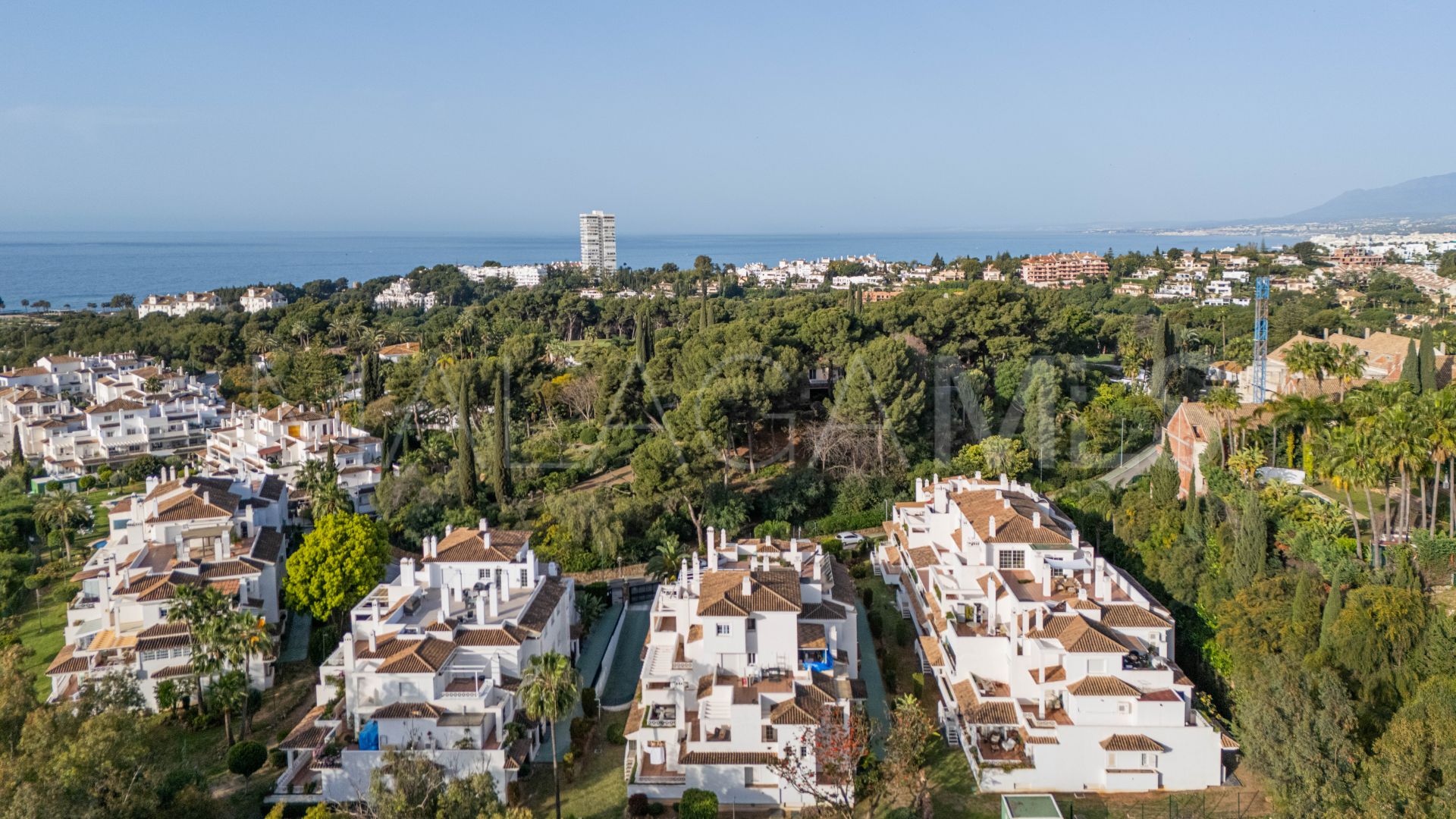 Se vende atico duplex in Las Lomas de Rio Real