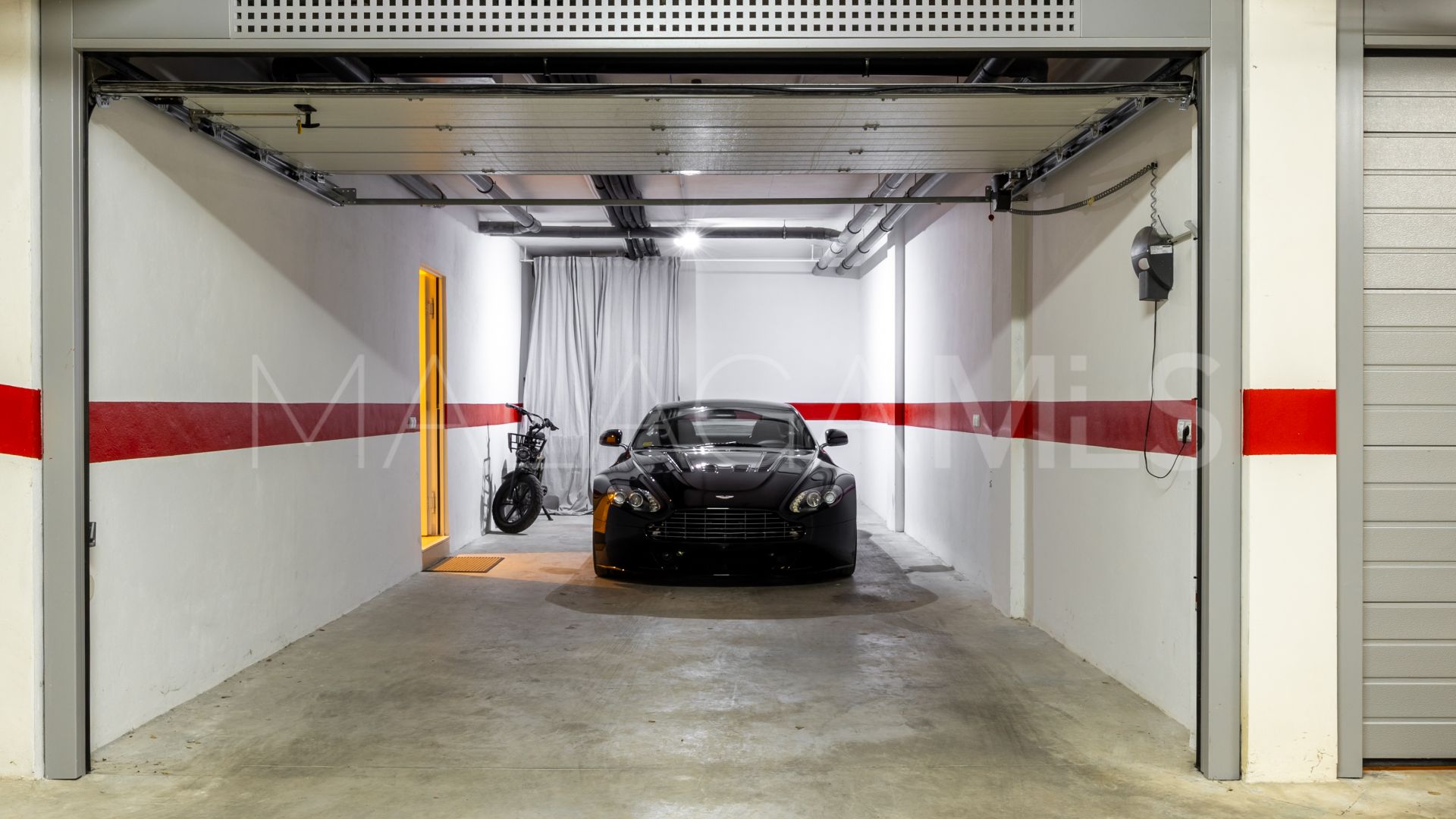 Maison de ville for sale in Marbella Senses