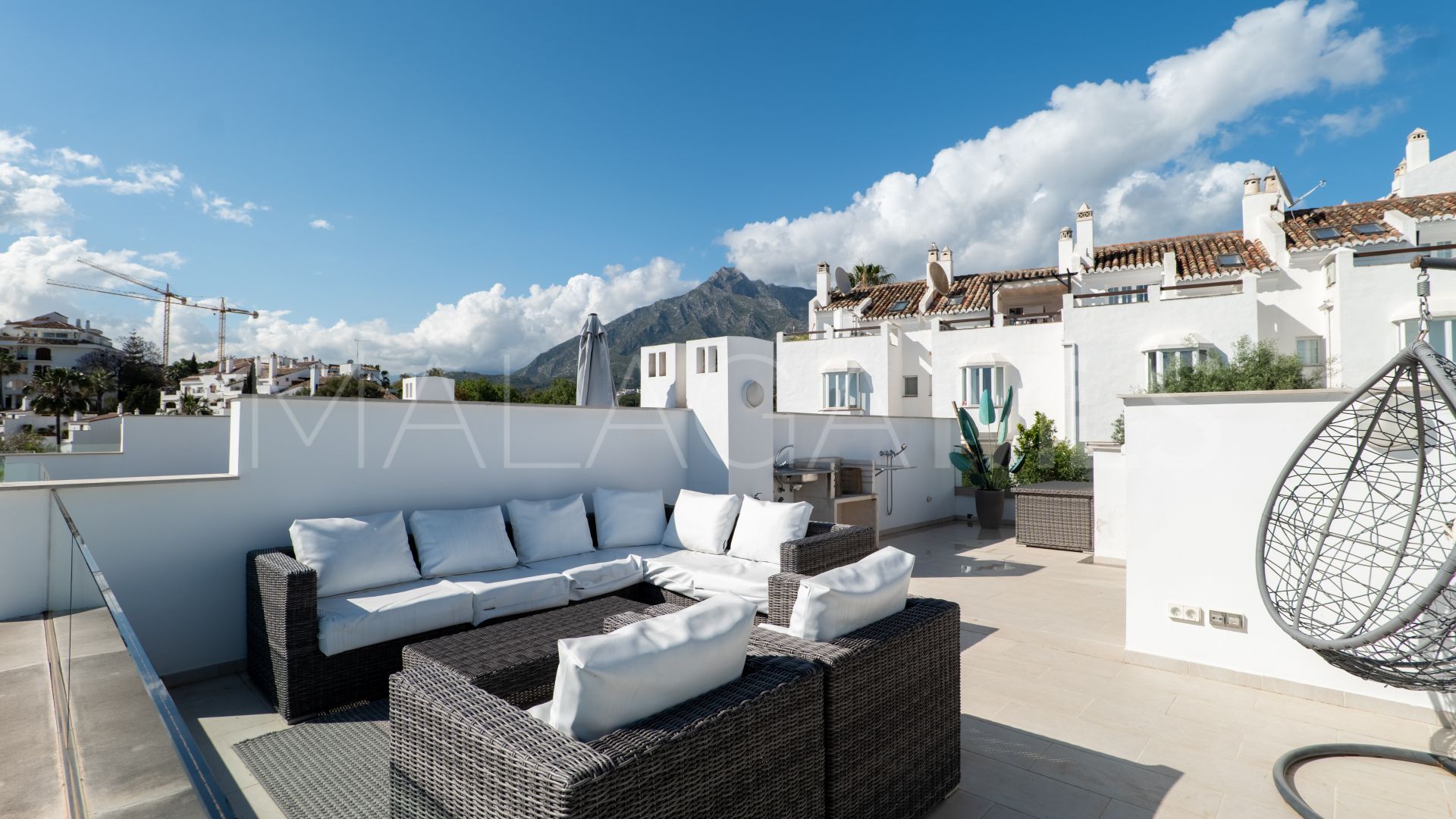Maison de ville for sale in Marbella Senses