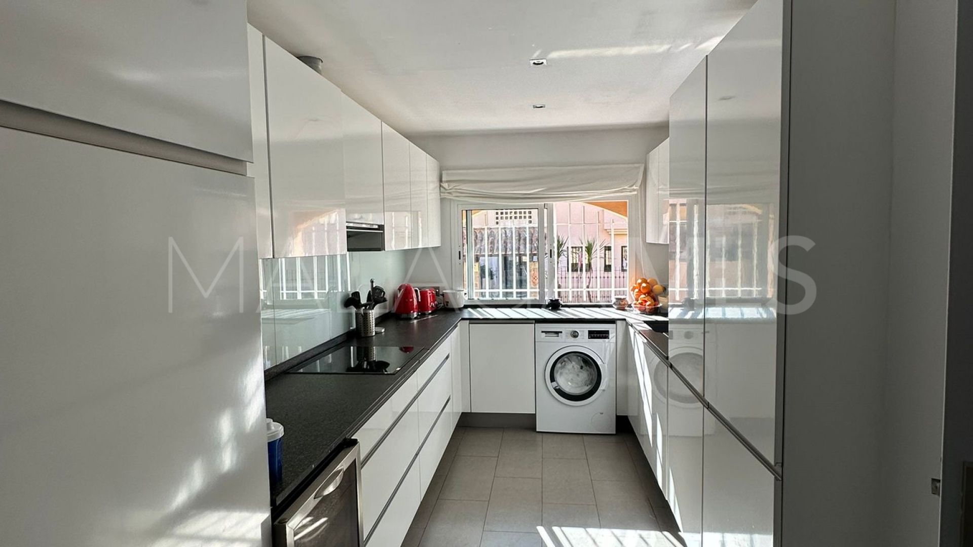 El Palmeral town house for sale