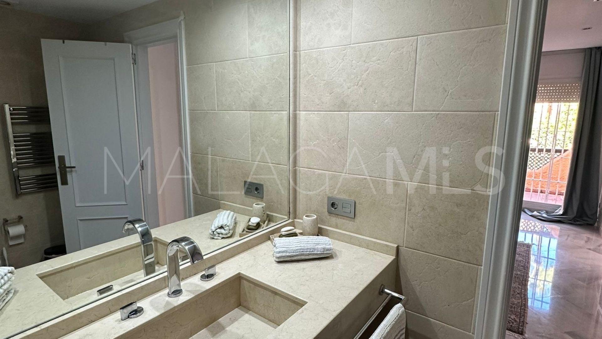 El Palmeral town house for sale