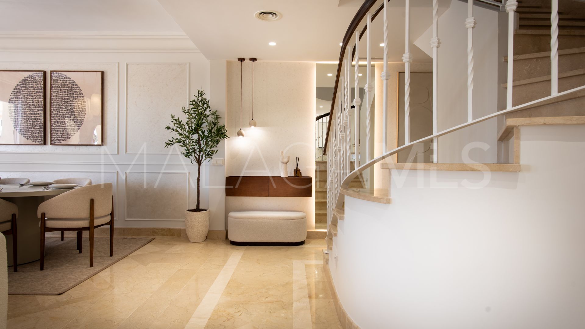 3 bedrooms duplex penthouse in Las Alamandas for sale