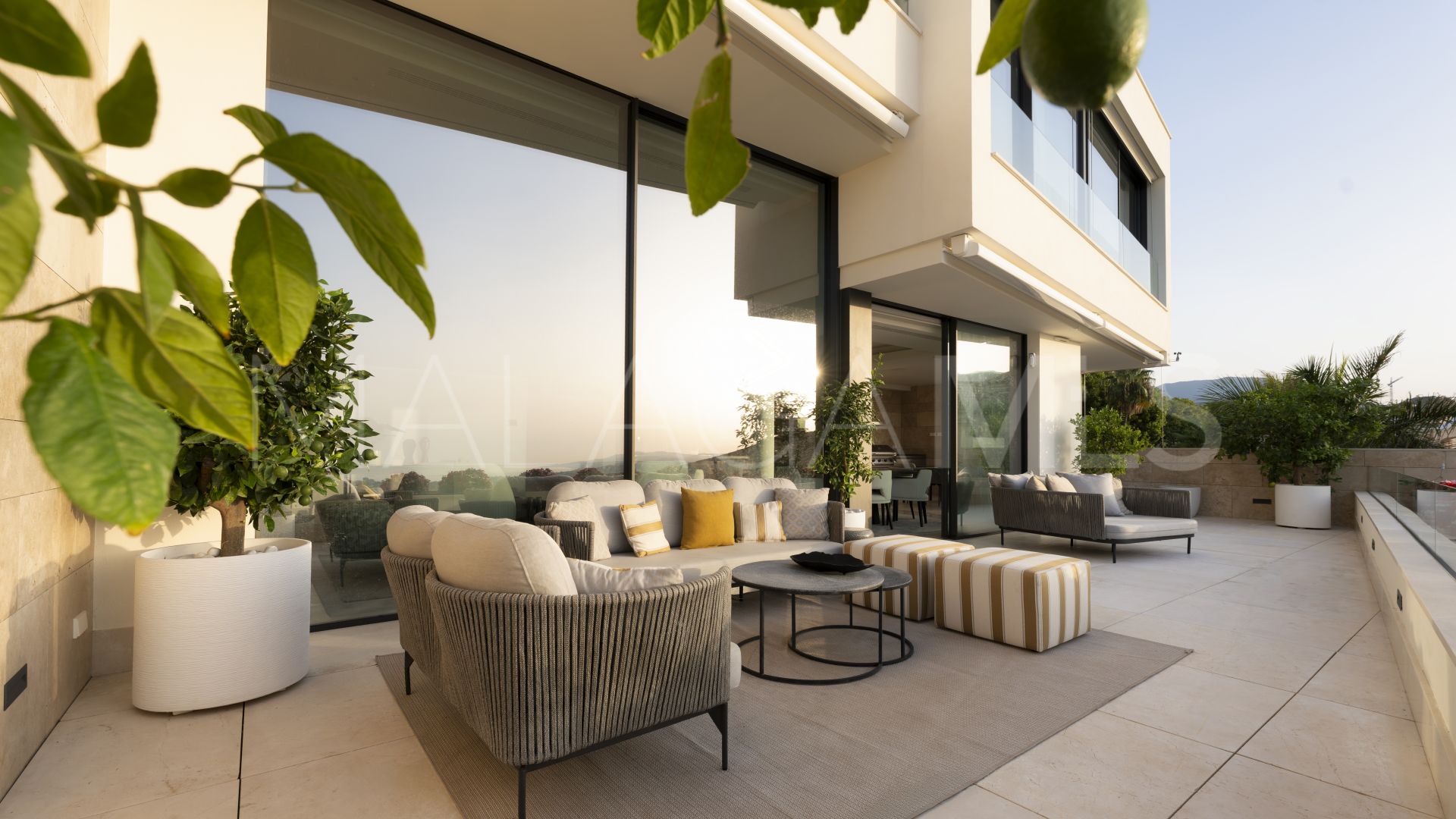 Ground floor duplex for sale in La Quinta