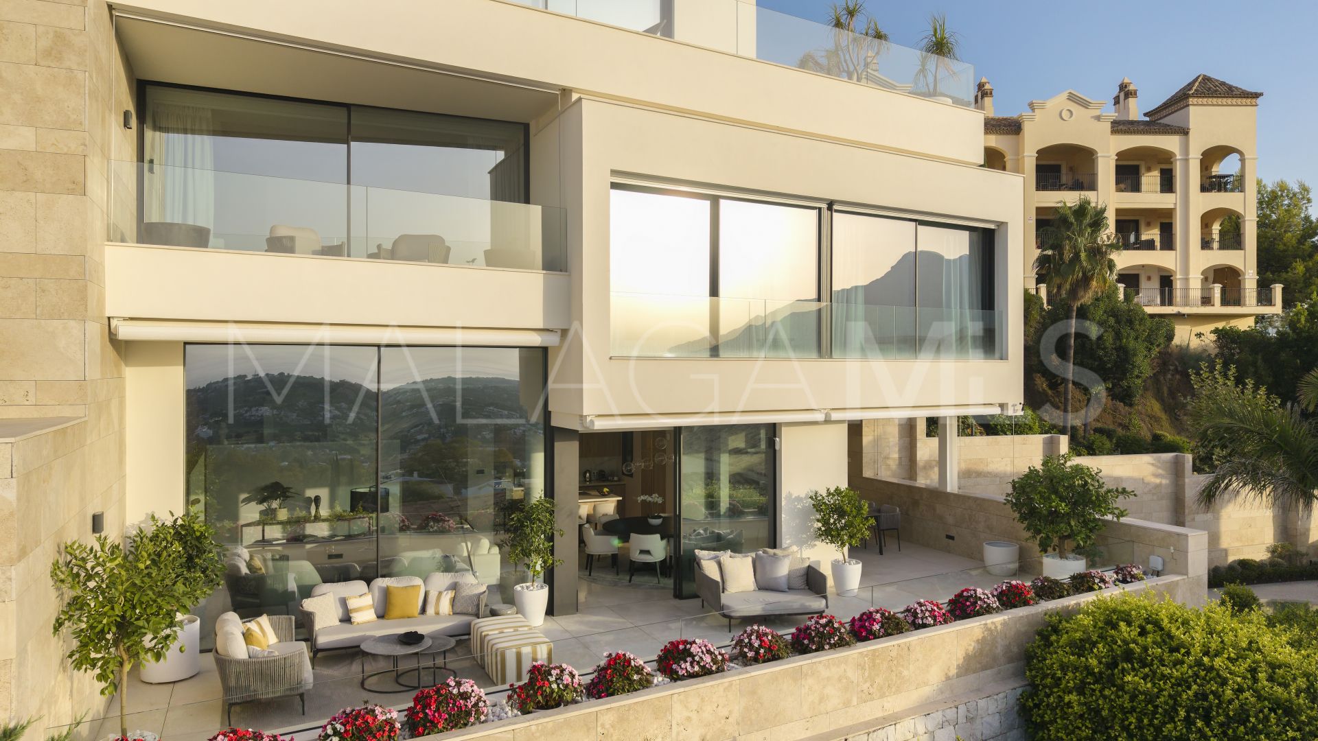 Ground floor duplex for sale in La Quinta