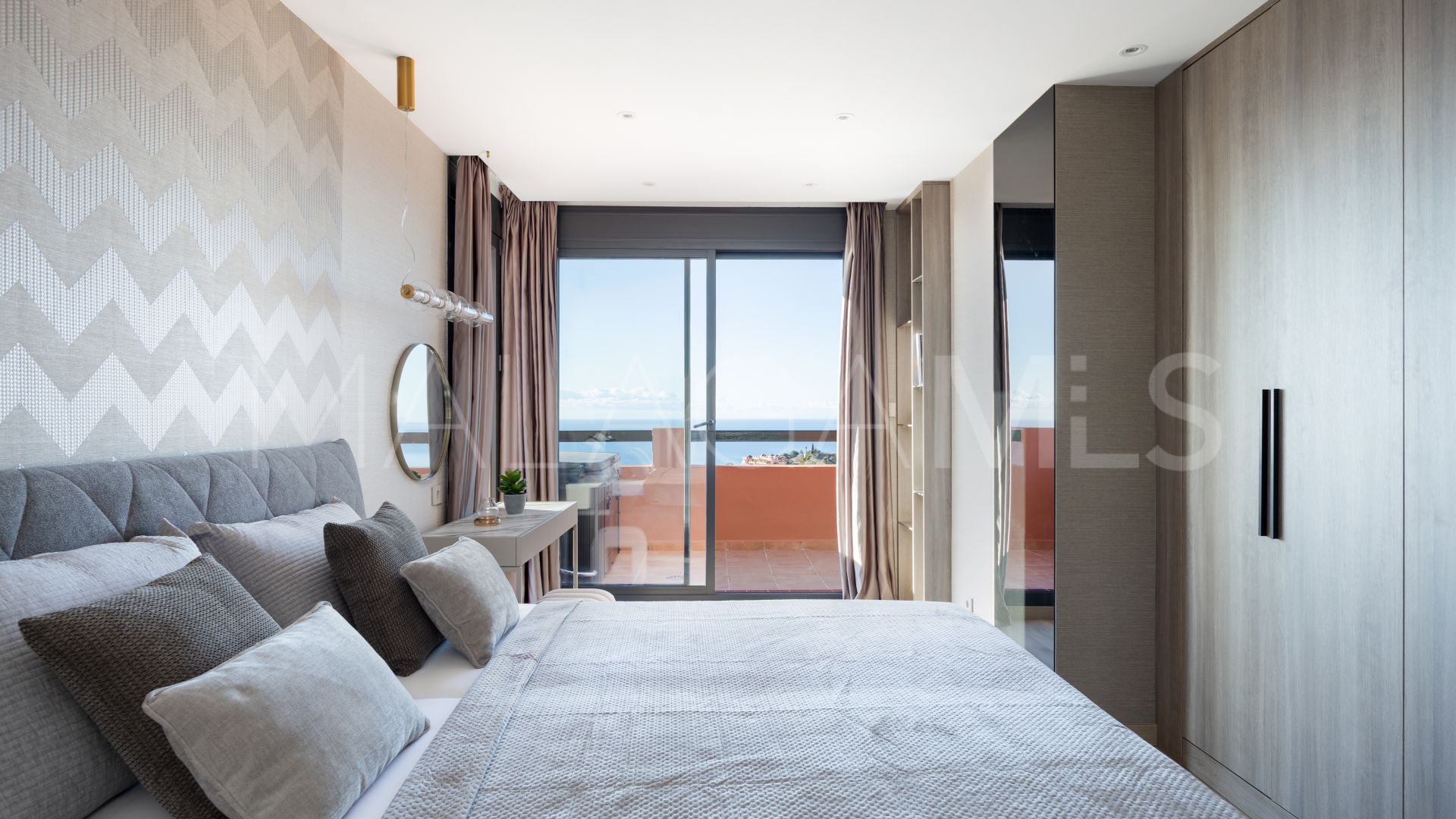 For sale apartment in Cascadas de las Lomas with 3 bedrooms