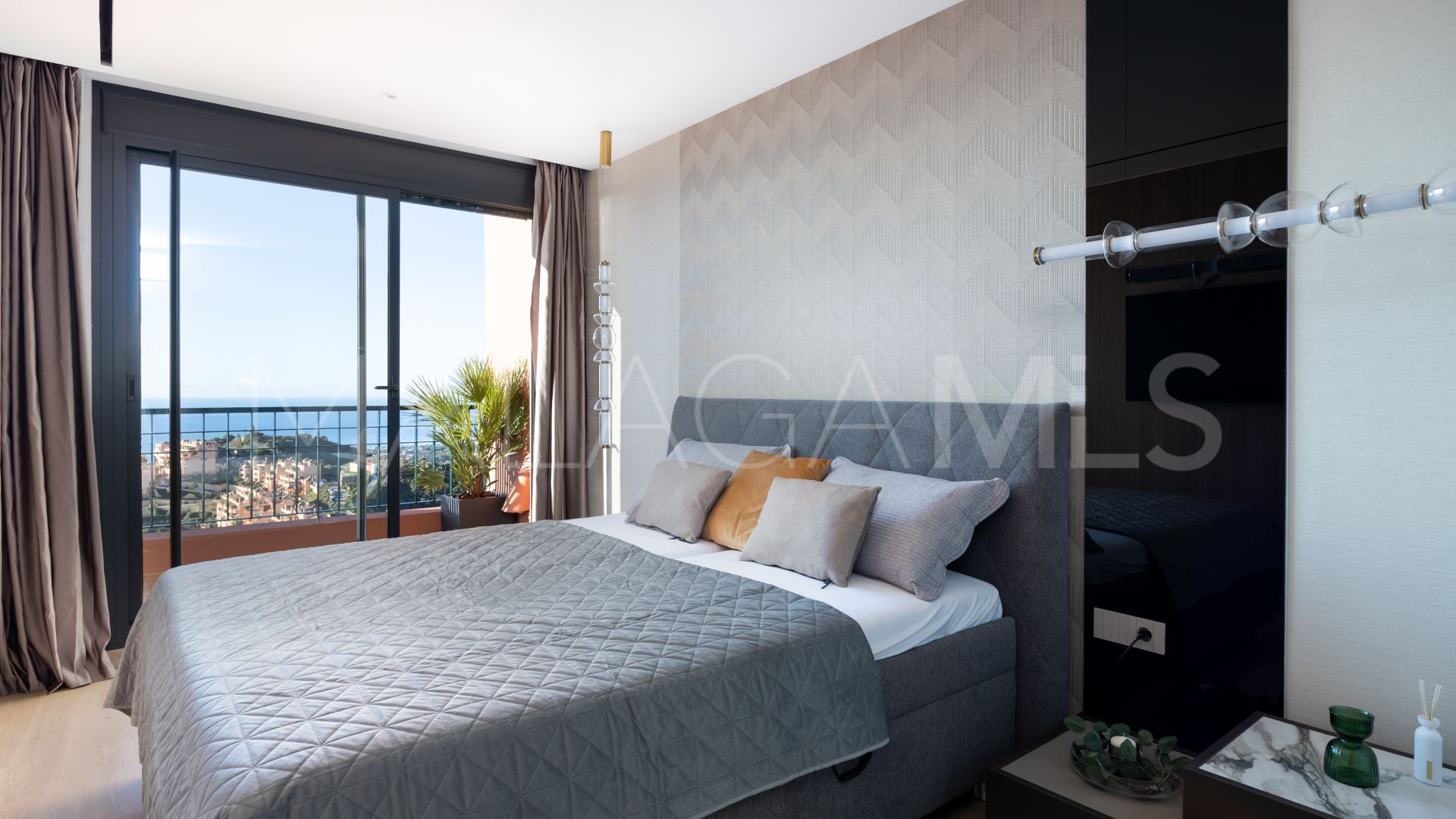 For sale apartment in Cascadas de las Lomas with 3 bedrooms