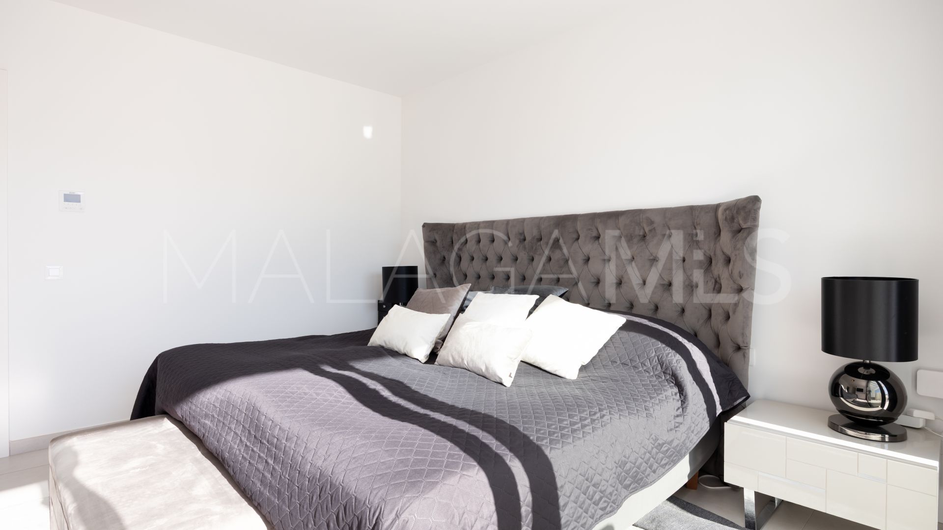 Maison de ville for sale in Estepona