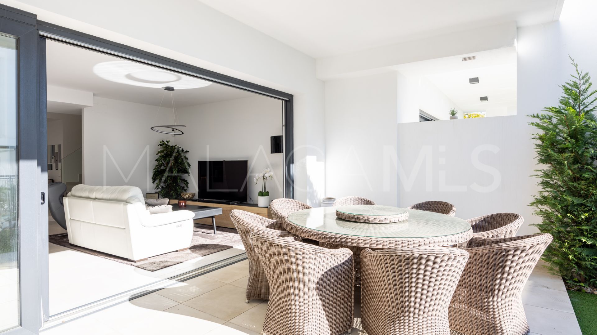 Maison de ville for sale in Estepona