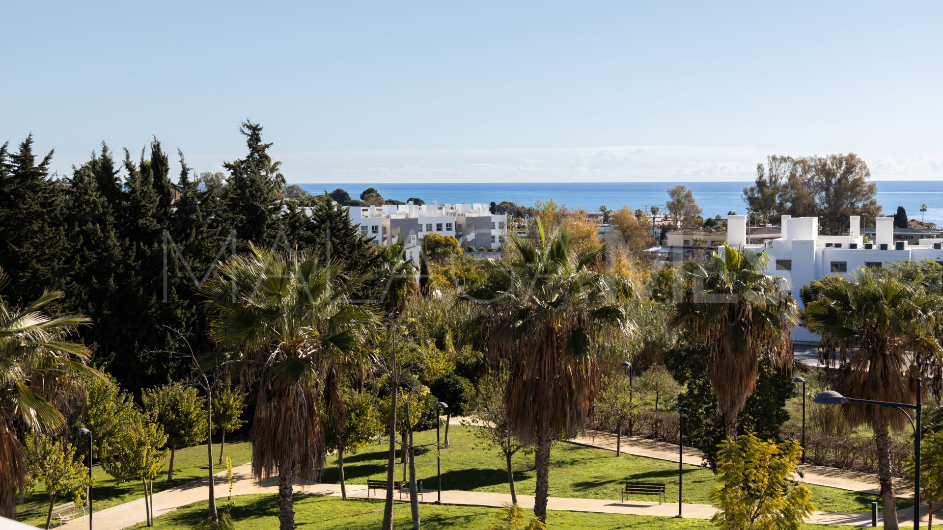 Maison de ville for sale in Estepona