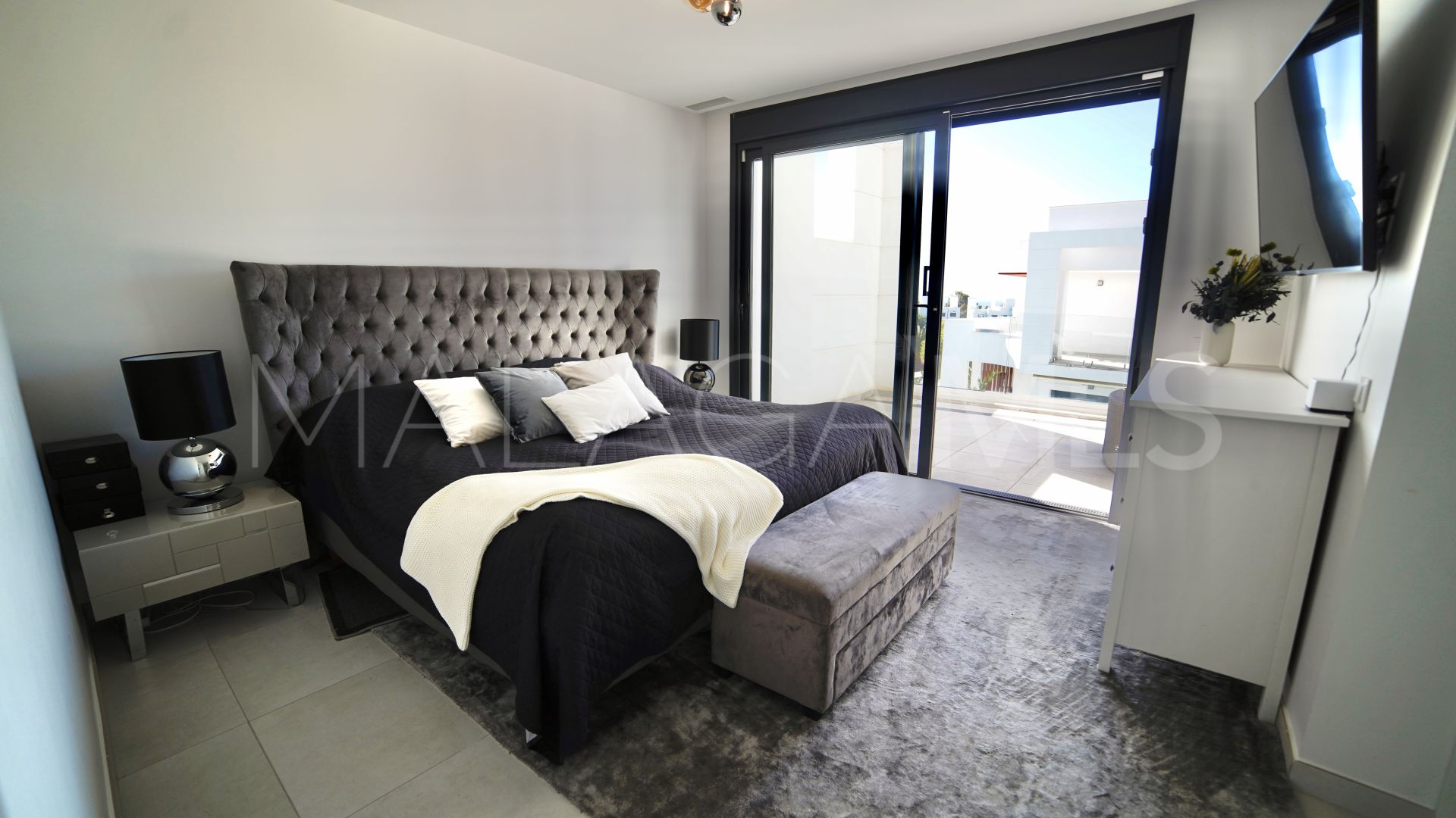 Estepona 3 bedrooms town house for sale