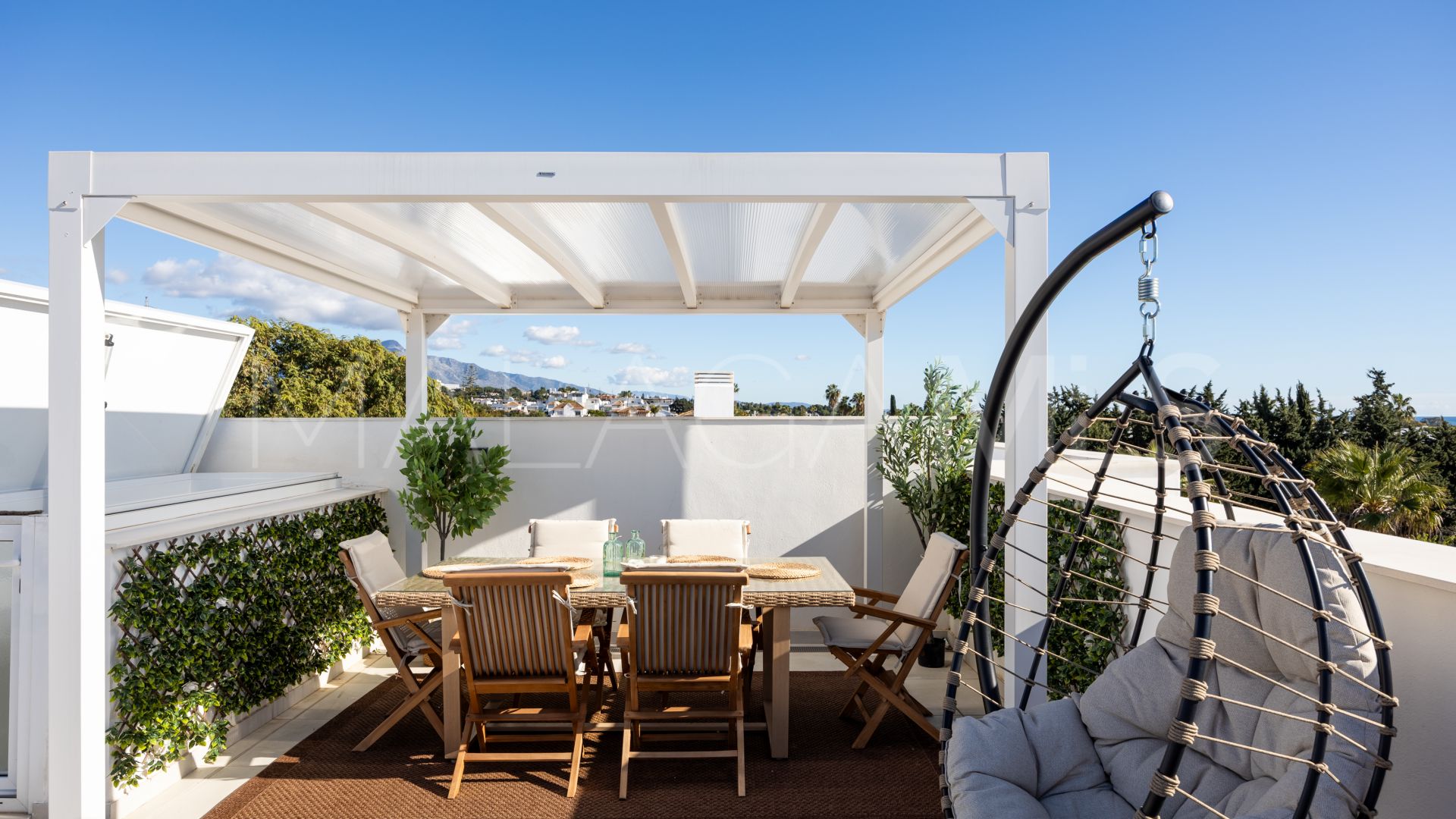Maison de ville for sale in Estepona