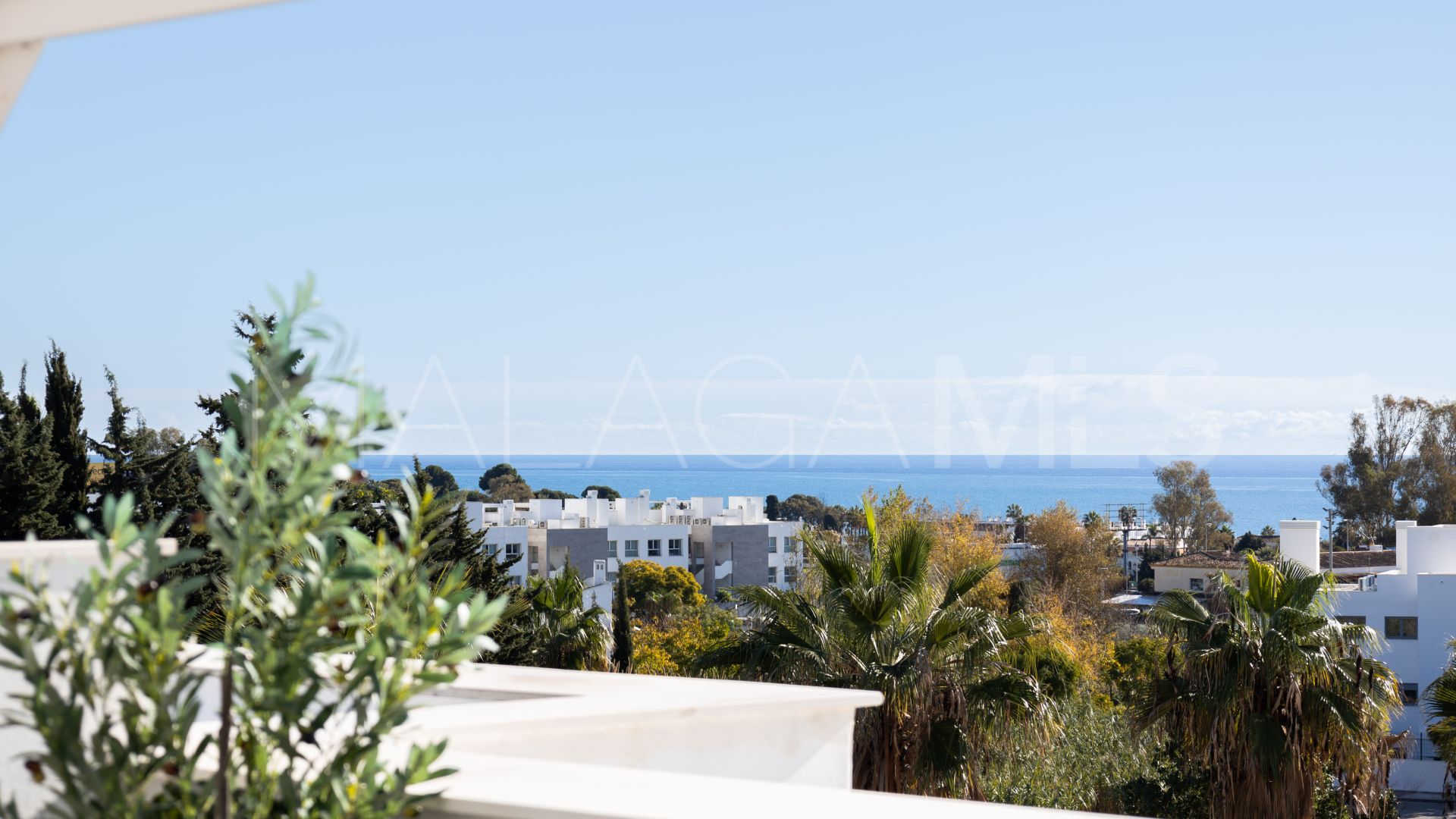 Maison de ville for sale in Estepona