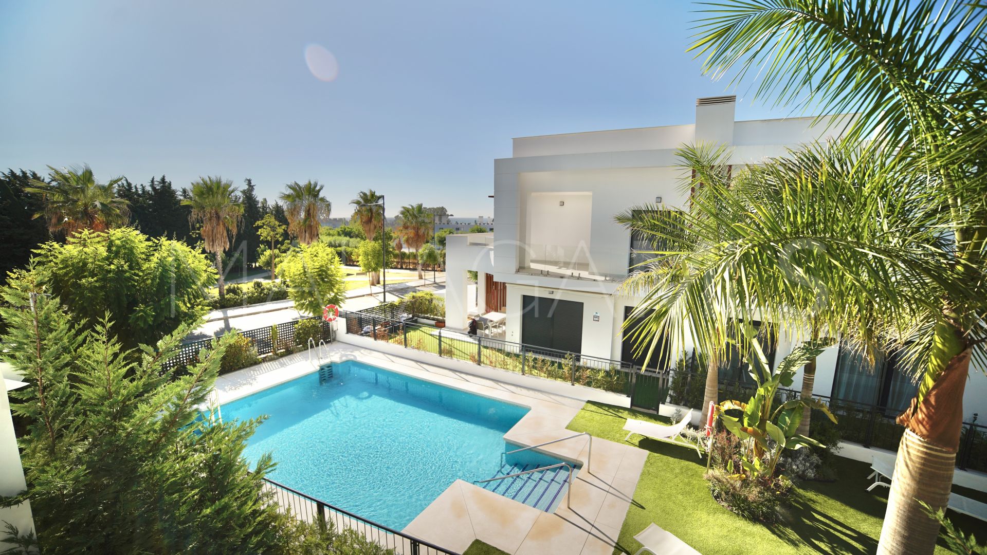 Estepona 3 bedrooms town house for sale