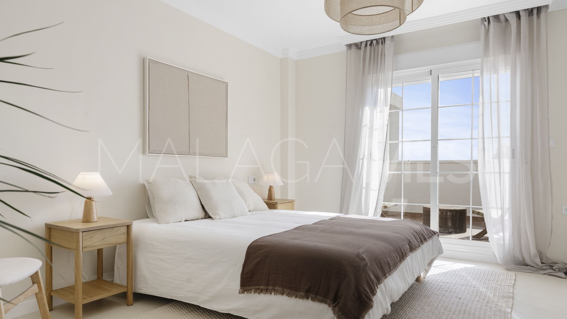 Duplex penthouse for sale in Las Lomas de Rio Real