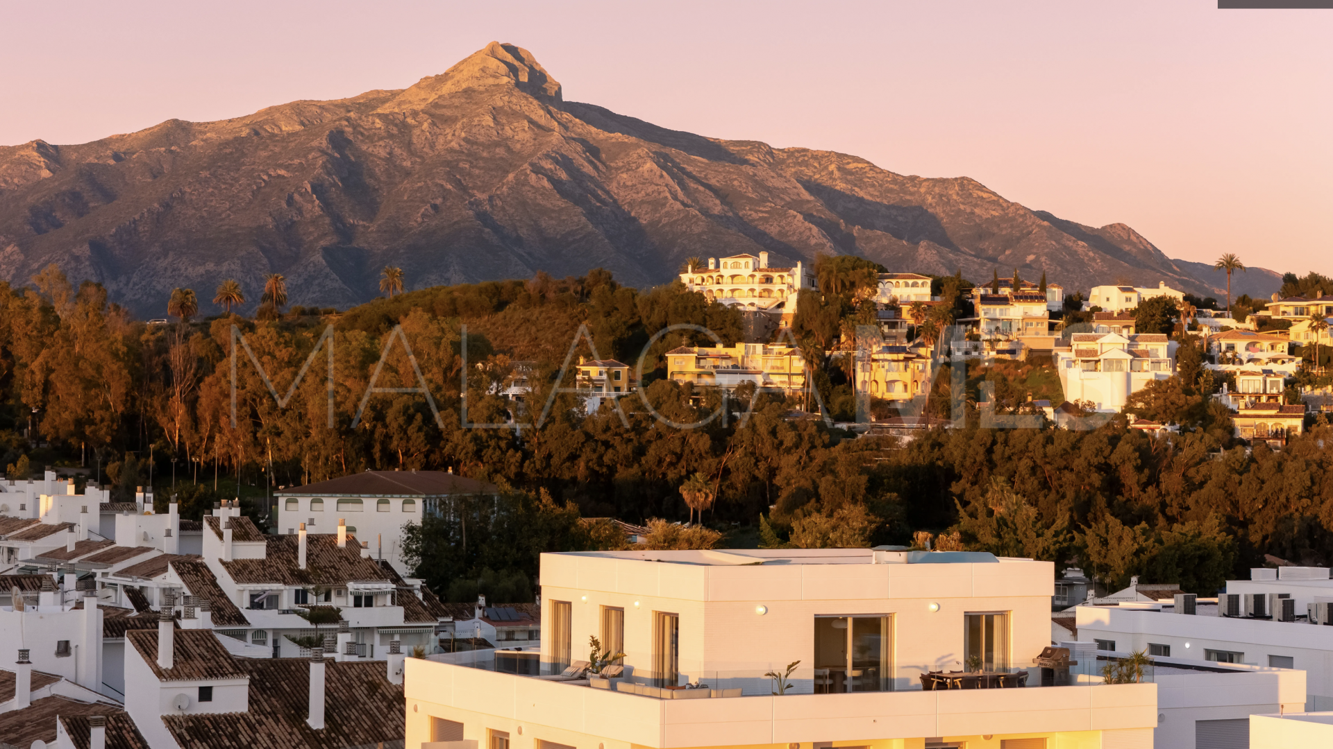 Penthaus for sale in La Campana