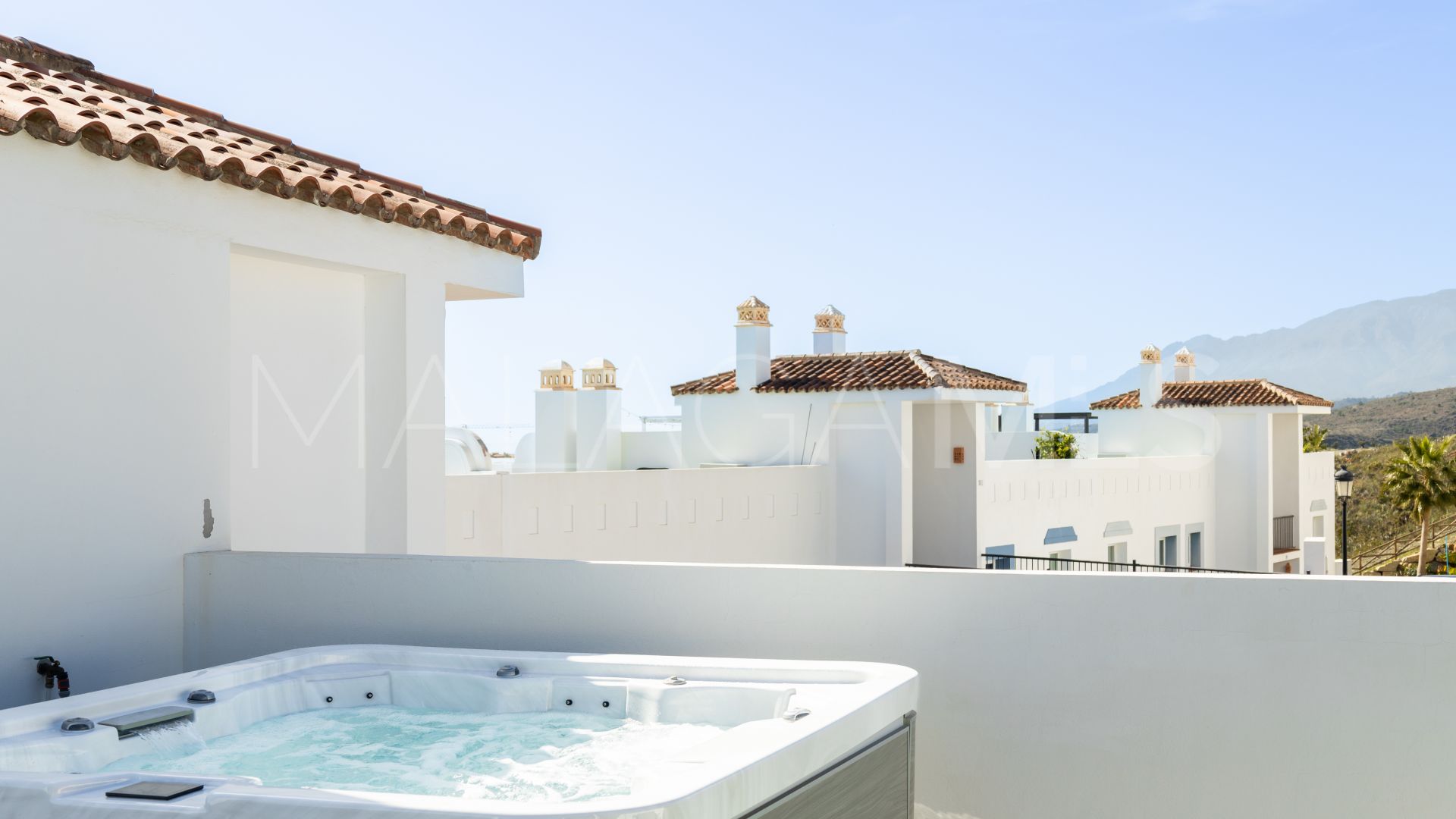 Ático for sale in El Paraiso with 3 bedrooms