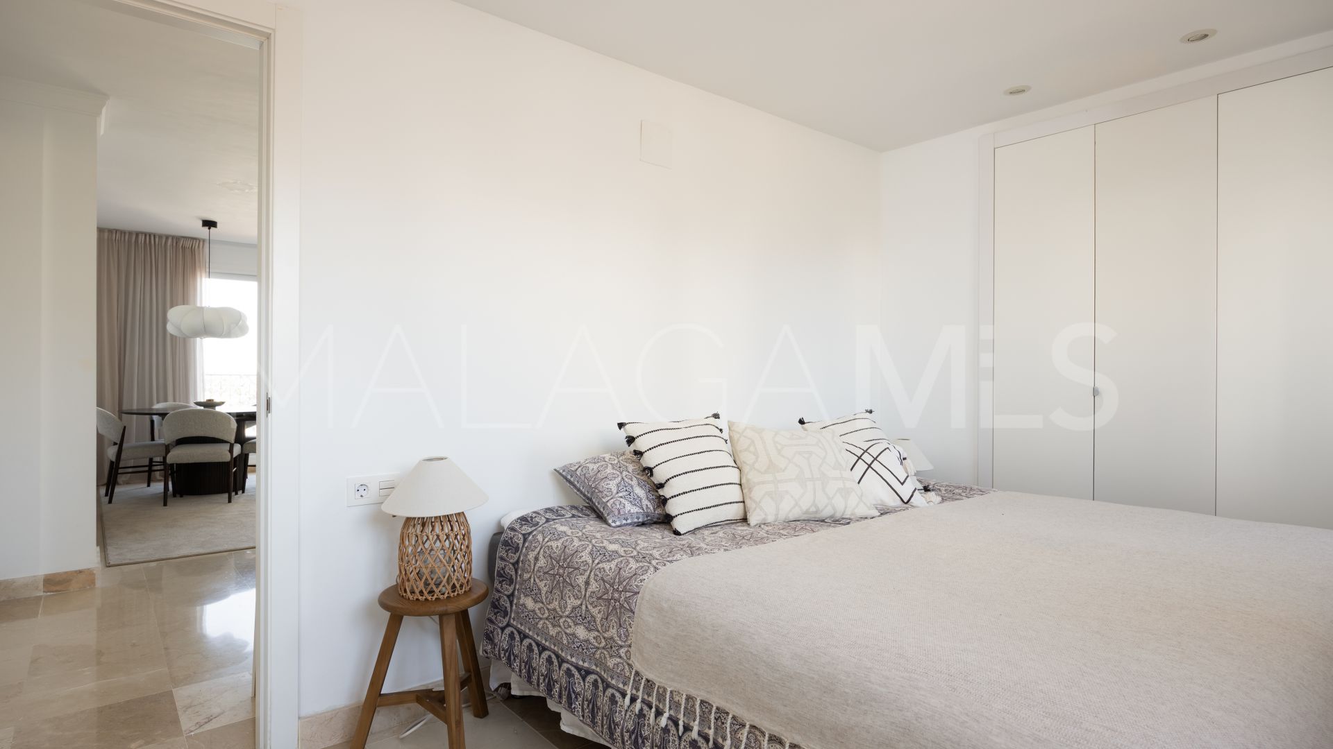 Ático for sale in El Paraiso with 3 bedrooms