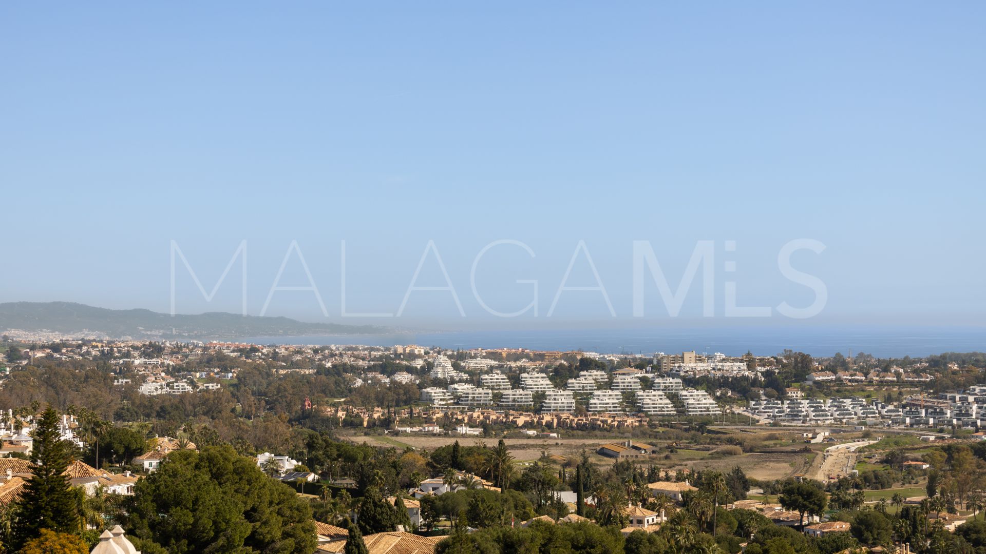 Ático for sale in El Paraiso with 3 bedrooms