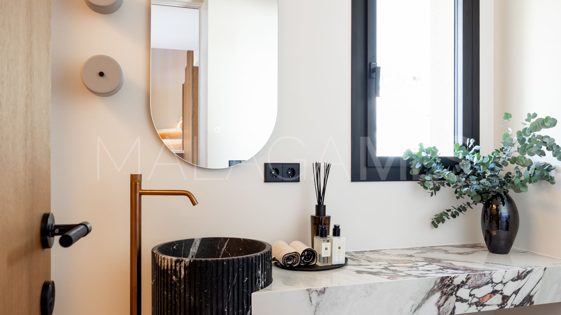 El Herrojo, adosado for sale with 4 bedrooms