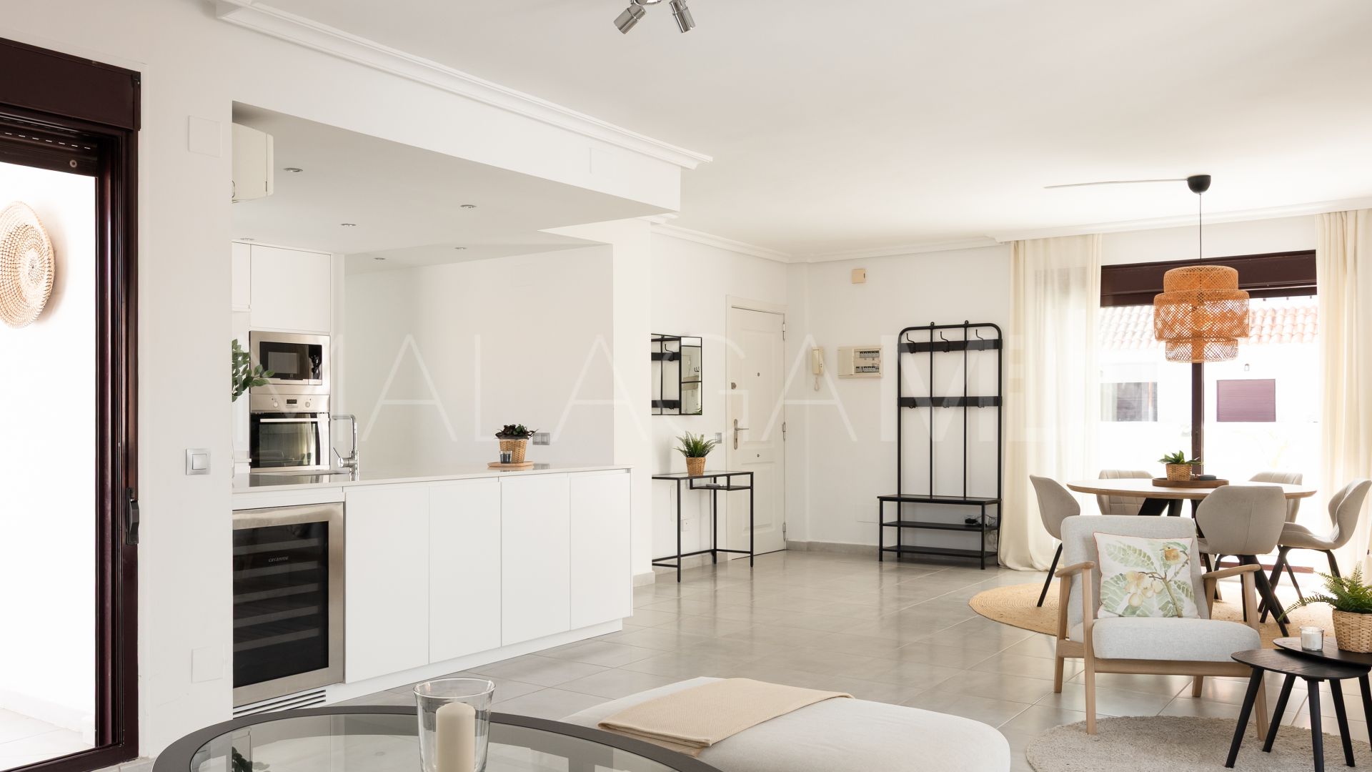 Duplex penthouse for sale in La Maestranza