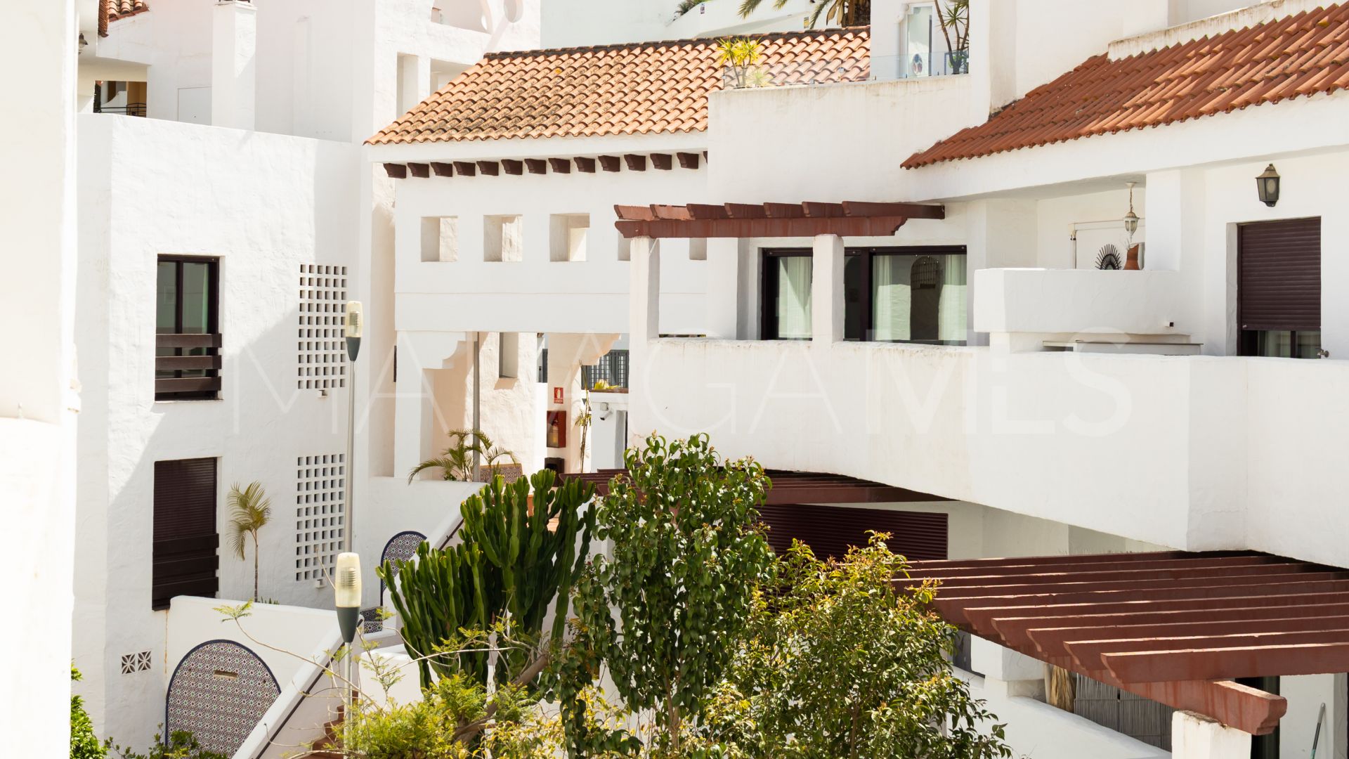 Duplex penthouse for sale in La Maestranza