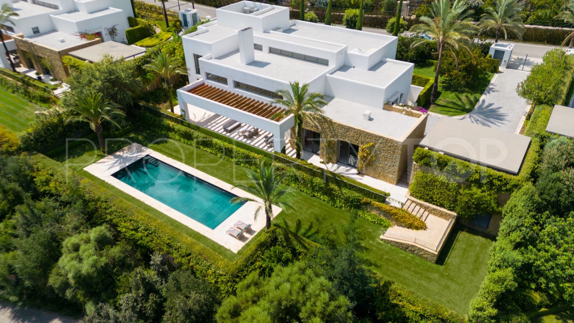 For sale Finca Cortesin villa with 6 bedrooms