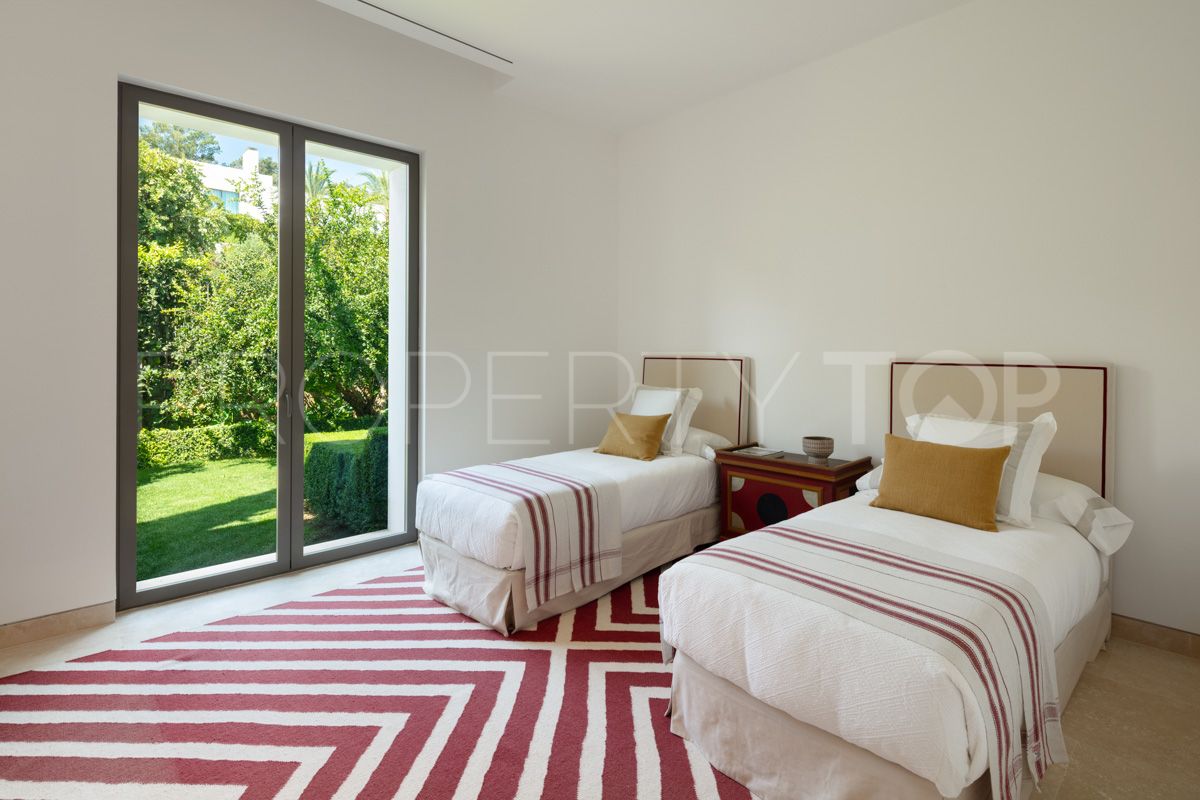 For sale Finca Cortesin villa with 6 bedrooms