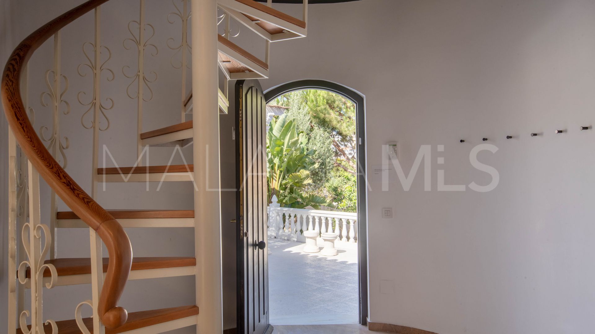Se vende villa with 7 bedrooms in Las Lagunas
