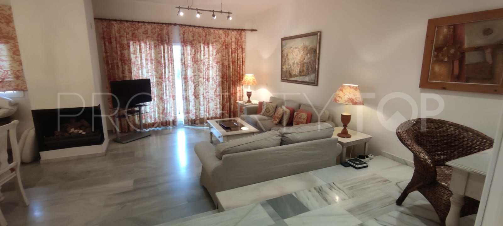 Casa con 3 dormitorios a la venta en Guadalmina Baja