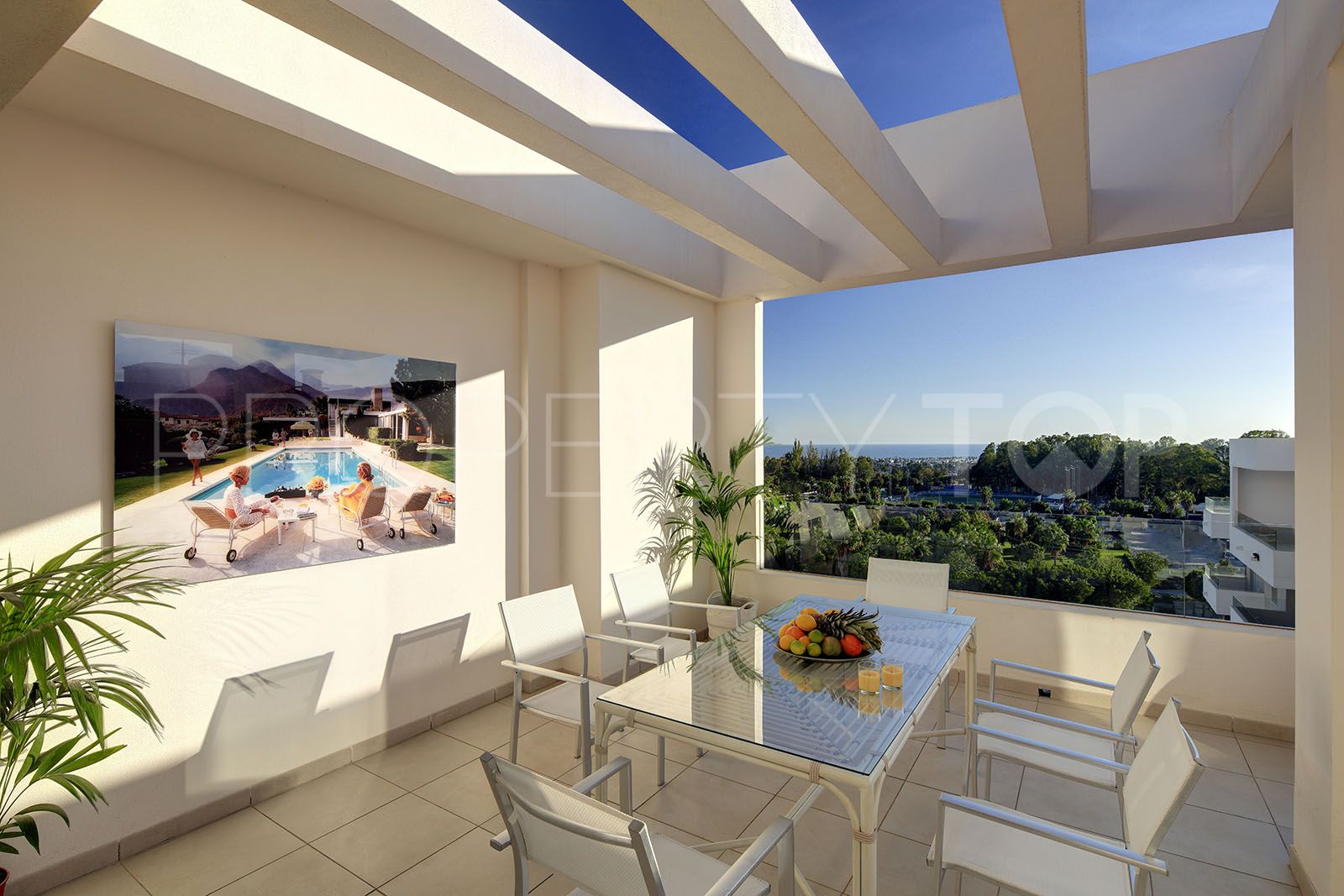 For sale Nueva Andalucia 2 bedrooms penthouse