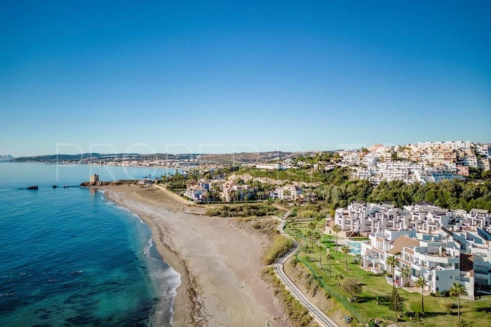 For sale apartment in Casares Playa