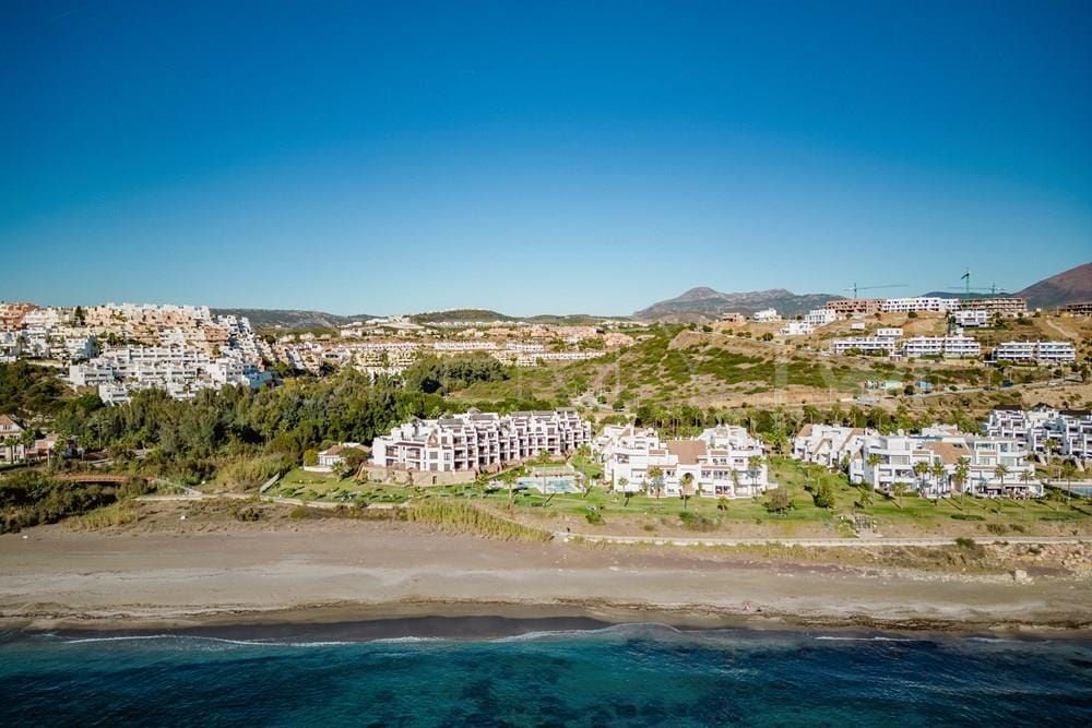 For sale apartment in Casares Playa