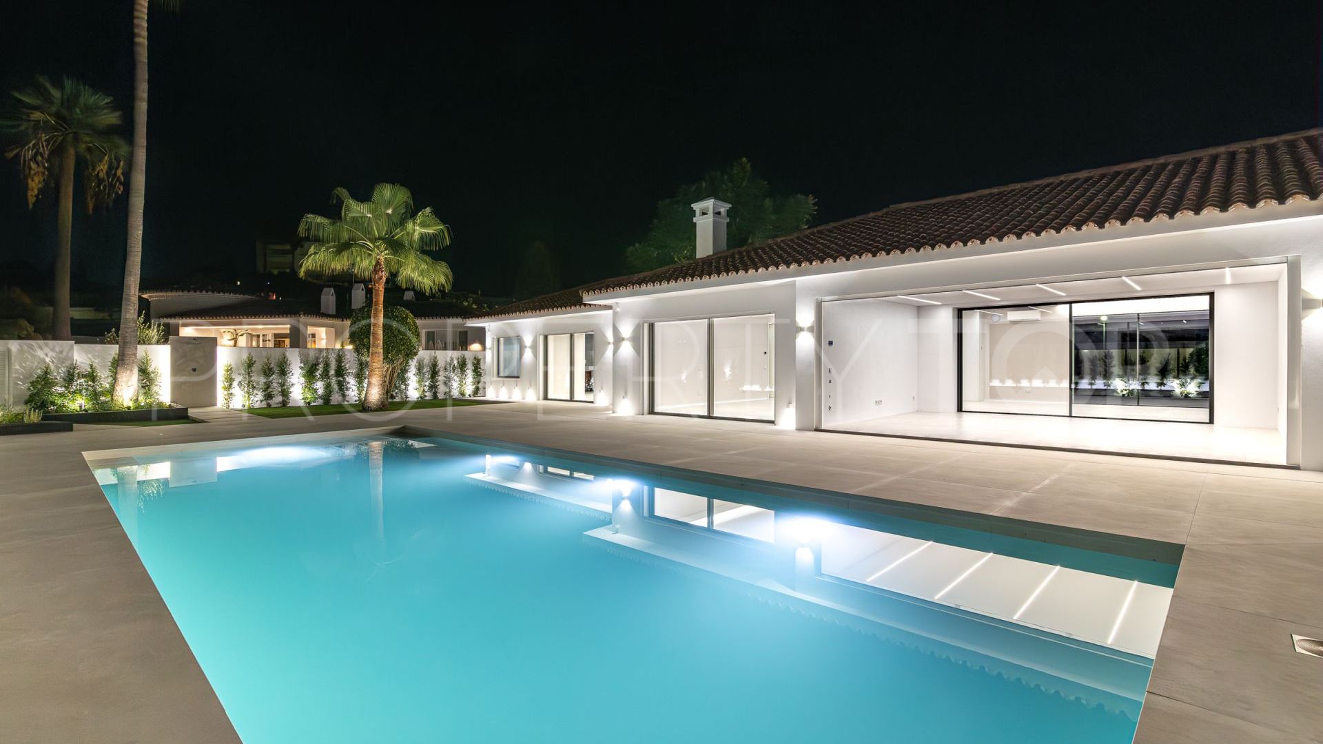 Villa a la venta en Guadalmina Alta