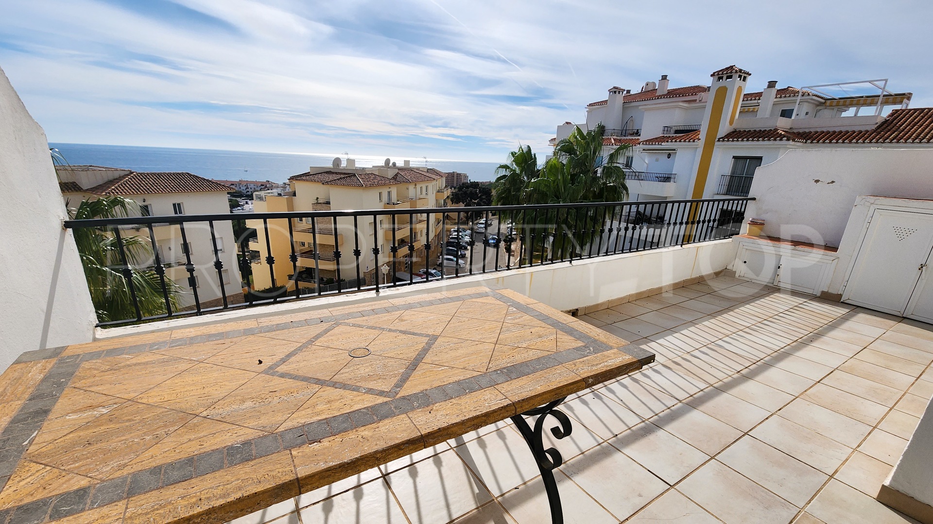 Duplex penthouse for sale in Riviera del Sol