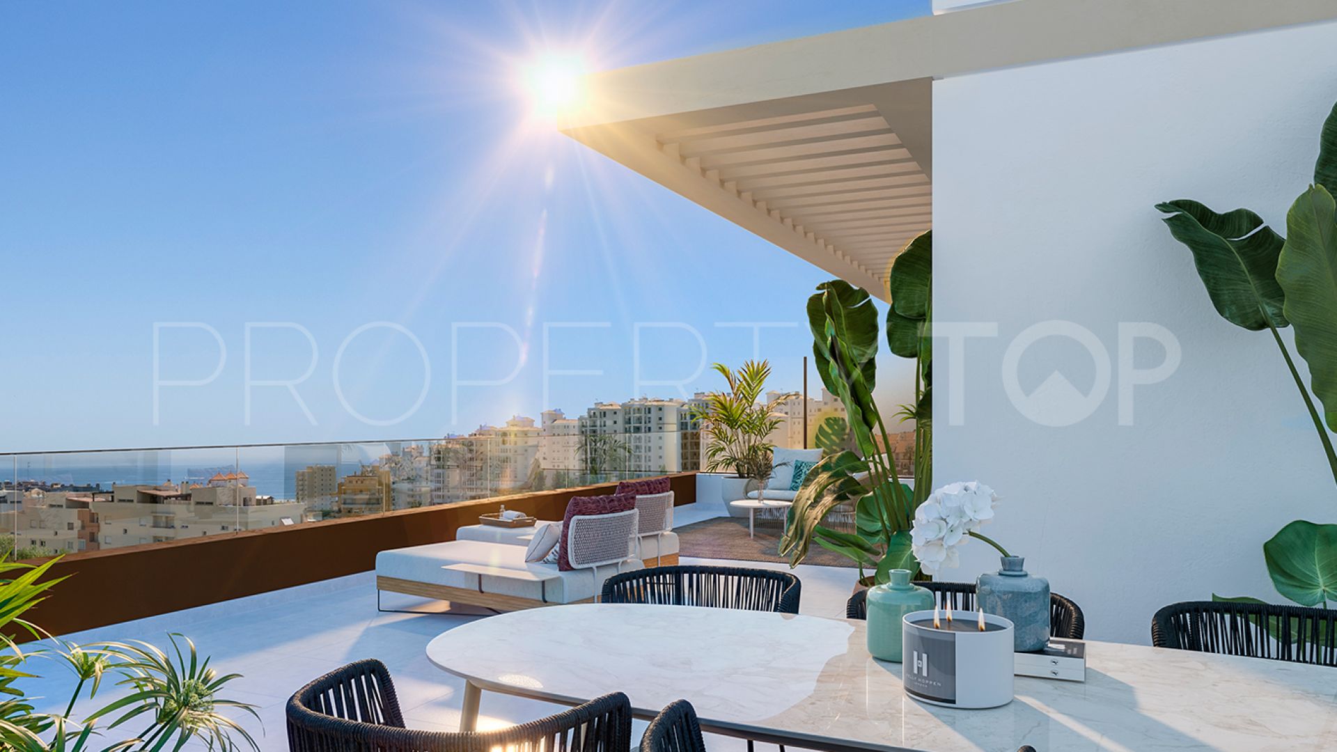 3 bedrooms penthouse in Estepona Centre for sale