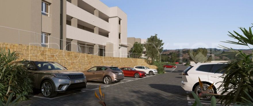 Se vende apartamento planta baja en Estepona Golf con 2 dormitorios