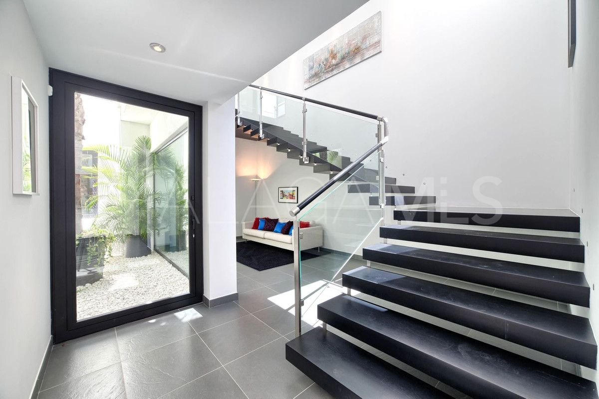 Villa for sale in Los Flamingos