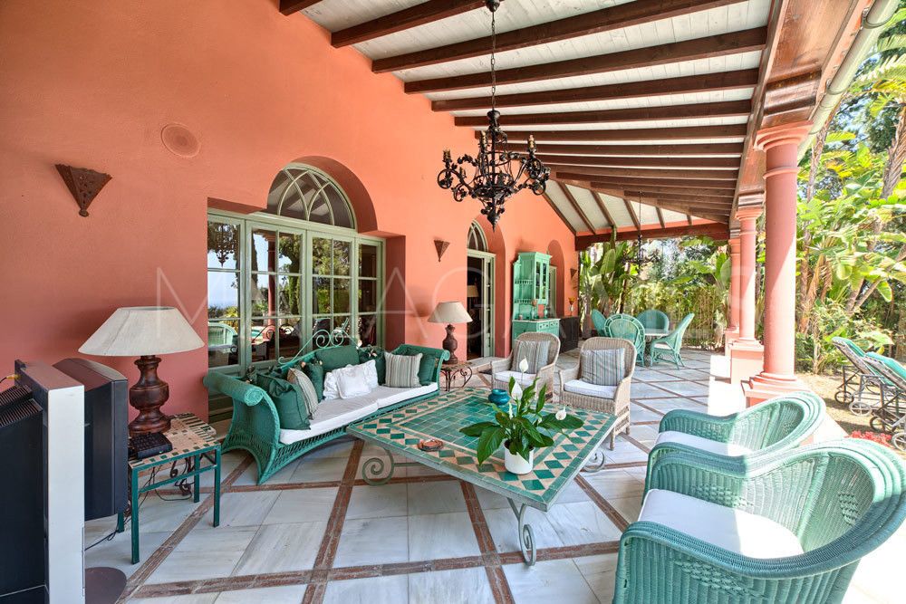 Villa for sale in Las Chapas