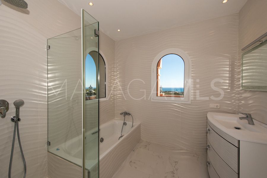 Villa for sale in Los Flamingos