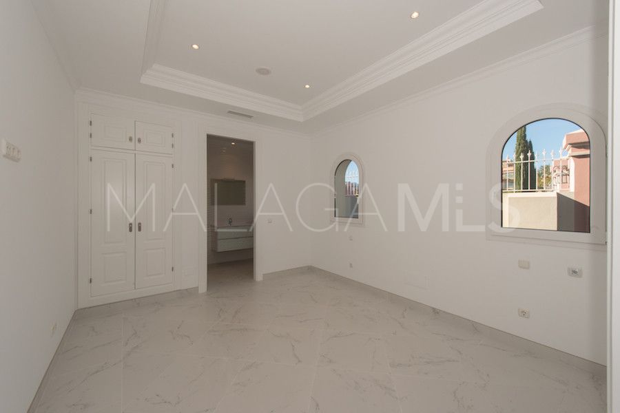 Villa for sale in Los Flamingos