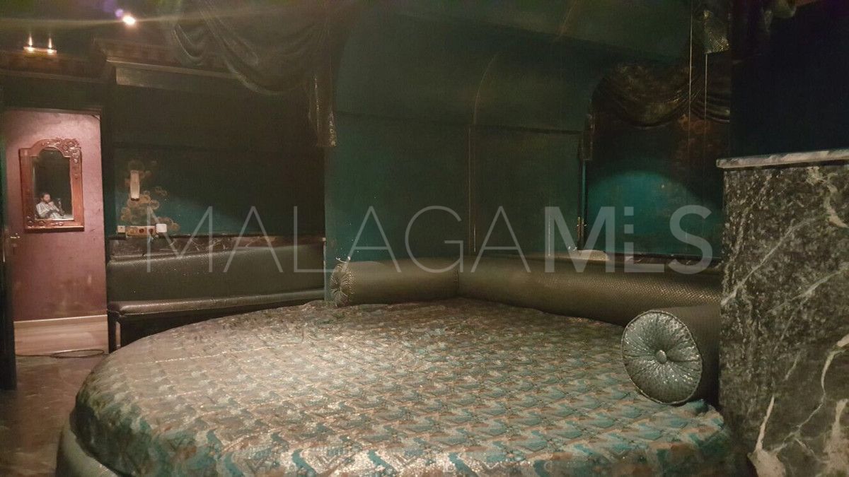 Villa for sale in El Paraiso
