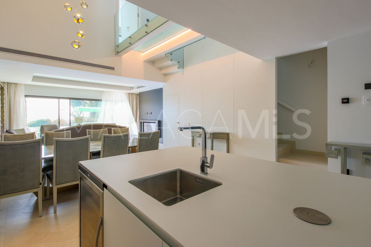Estepona, adosado de 3 bedrooms for sale