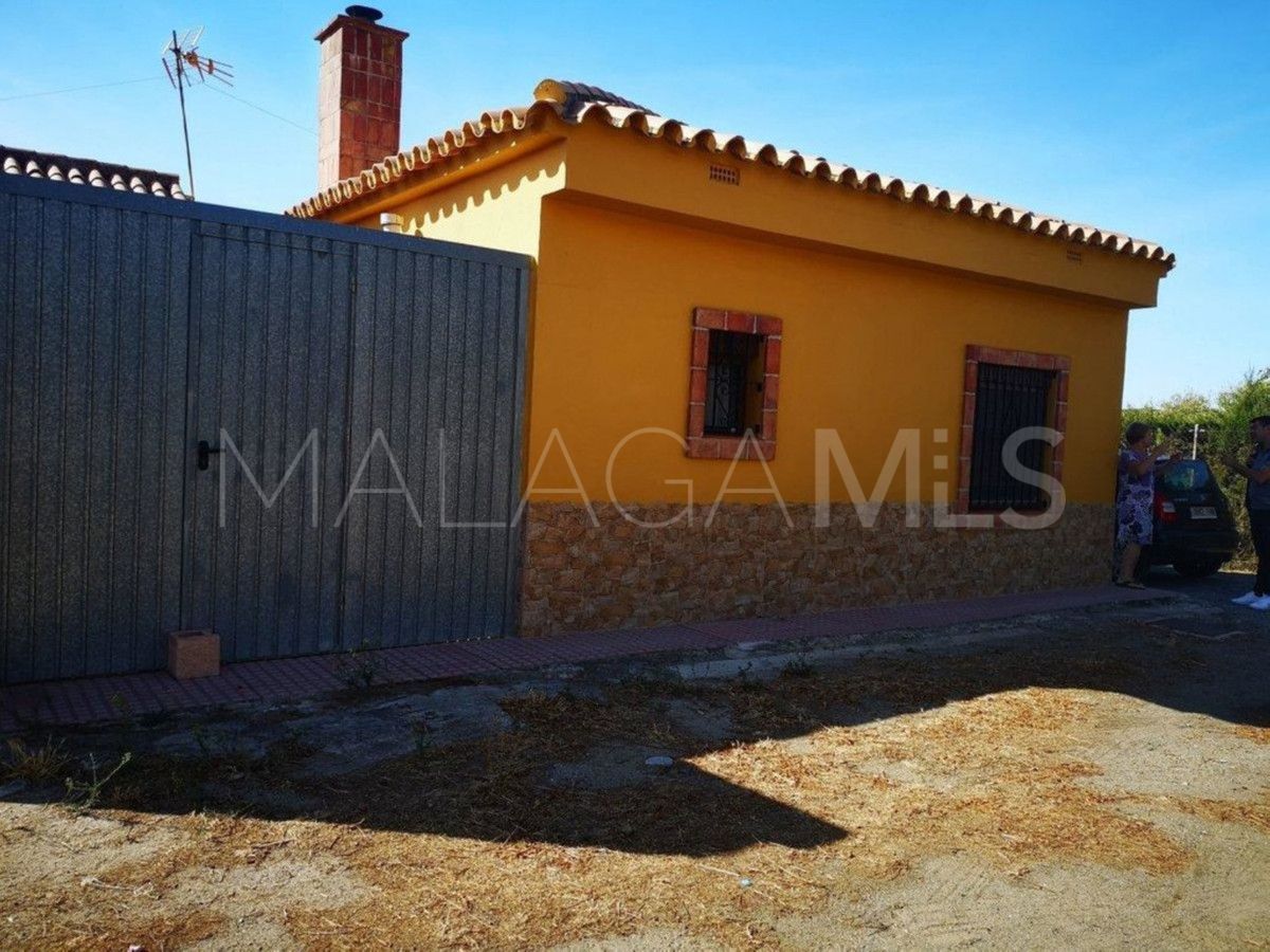 Finca for sale in Estepona