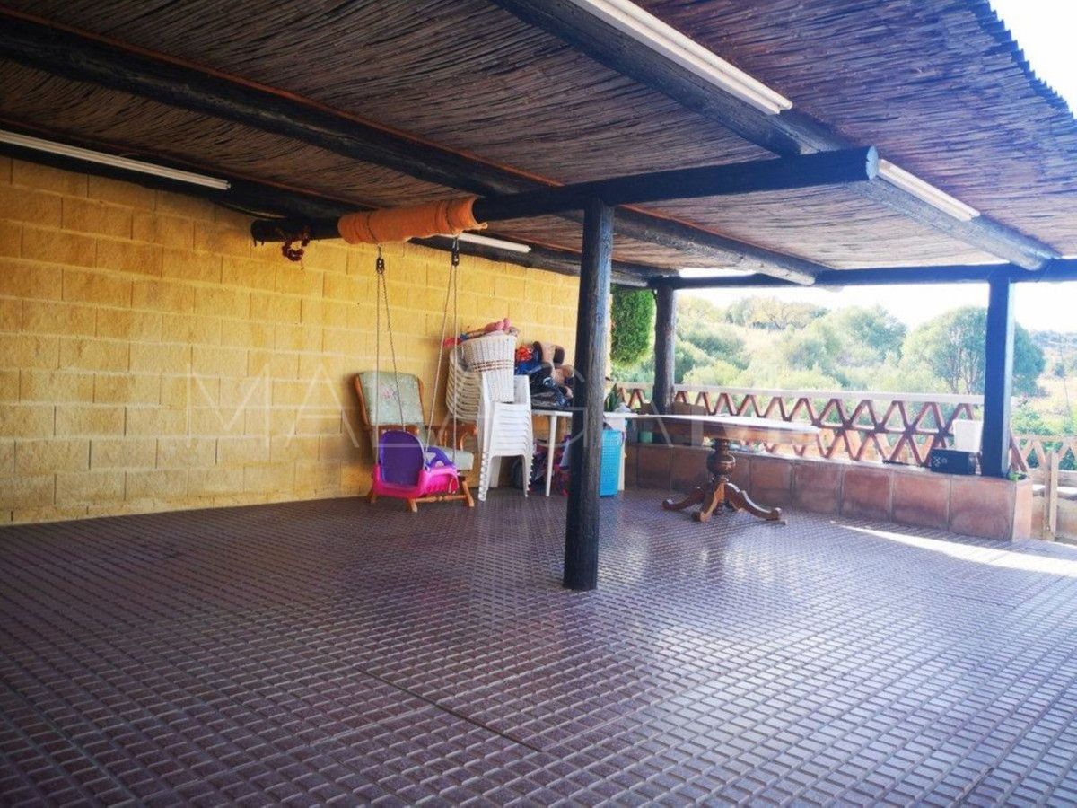 Finca for sale in Estepona