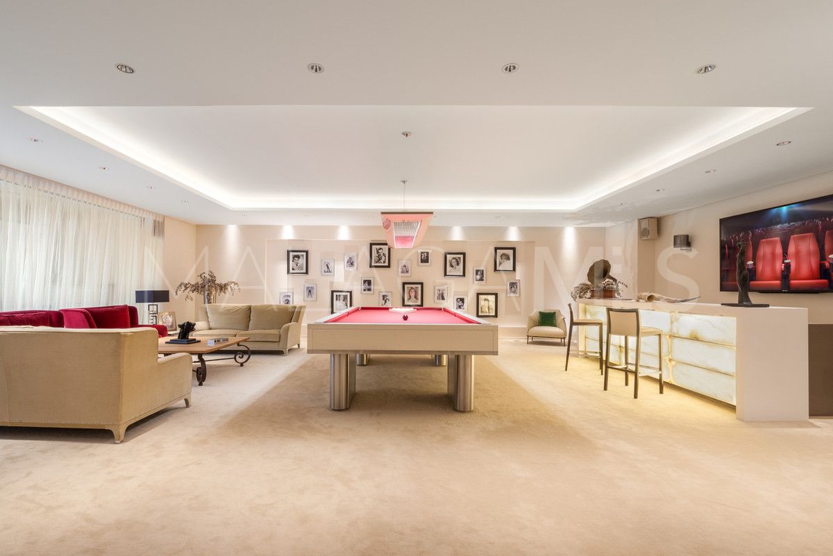 Villa with 9 bedrooms a la venta in Sierra Blanca